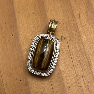 David Yurman Tiger Eye 18k Gold Pendant with Diamonds (AUTHENTIC)